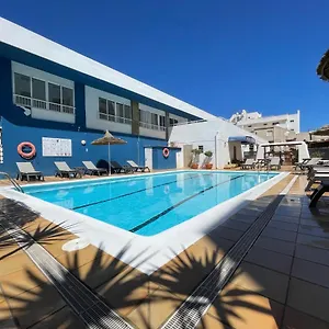 Cel Blau Apartment